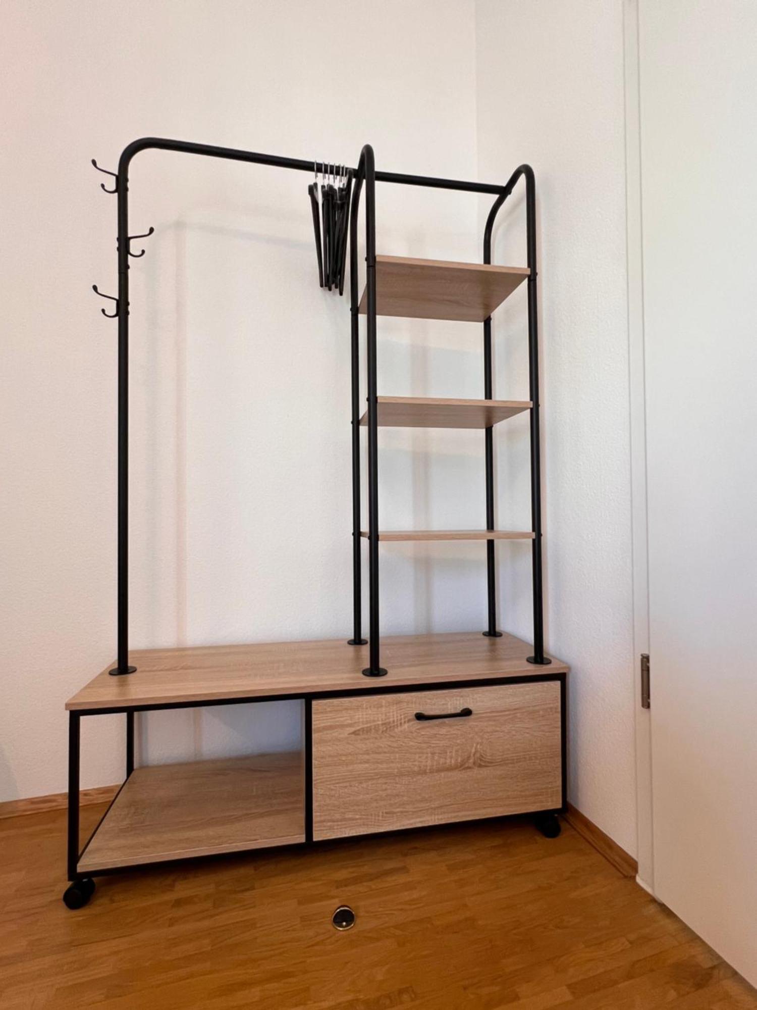 Modernes Mit Balkon Und Parkplatz Zentrum *